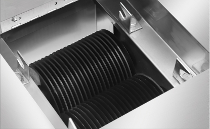 CONCAVE-CONVEX MEAT SLICER