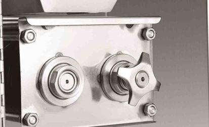 BASIN STYLE DISASSEMBLY MEAT SLICER5
